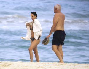 Natalie Imbruglia Sexy - TheFappeningBlog.com 4.jpg