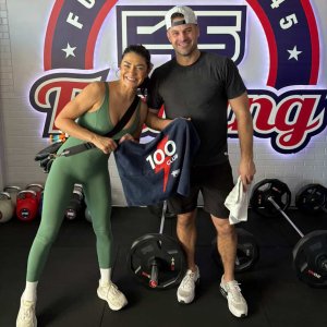 Jessica Szohr - at a gym js__2_.jpg