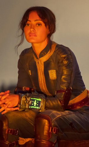 ella purnell - fallout.jpeg