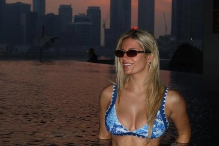 hannah-while-in-dubai-from-ig-12-20-2025-v0-6bnrgi1y2e8g1.jpeg