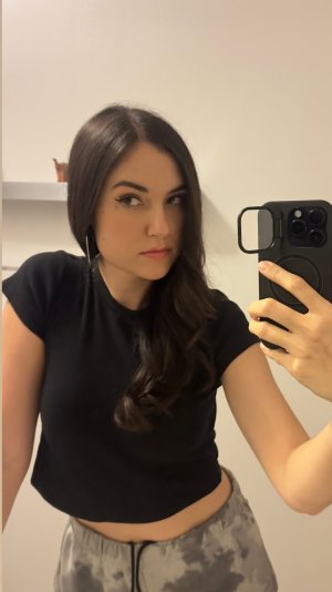 sashagrey_20251216_STORIES_3788989366048222786_3_3789070427096718521.jpg