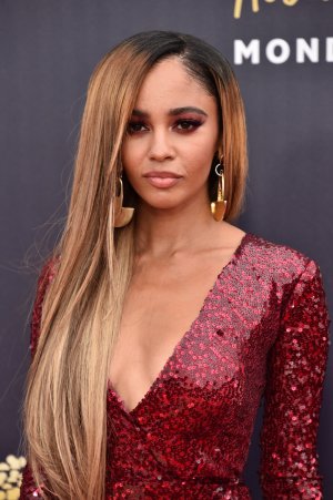 MTV Movie Awards June 16, 2018mvrvqSGH_o.jpg