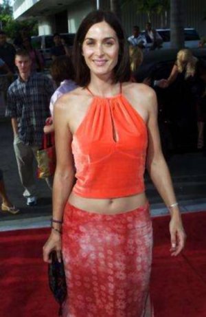 88072_CarrieAnneMoss_40747_122_599lo.jpg
