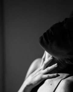 Chloe Howcroft Nude & Sexy - TheFappeningBlog.com 9.jpg