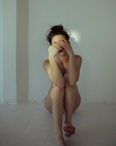 Chloe Howcroft Nude & Sexy - TheFappeningBlog.com 33.jpg