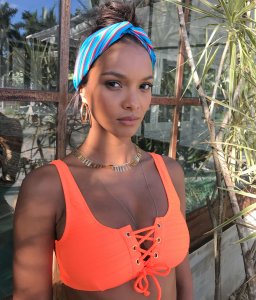 Lais Ribeiro Sexy - TheFappeningBlog.com 15.jpg