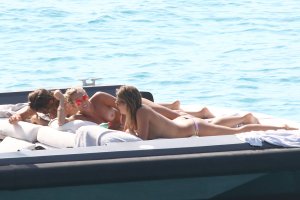 Tania Cagnotto Topless - TheFappeningBlog.com 3.jpg
