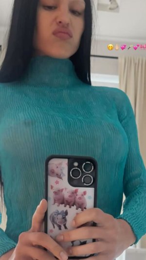 ameliagrayhamlin's2025-12-30-10.39.317 story.jpg