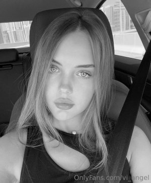 Olya Derkach (38).jpg