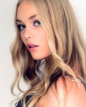 Cara Korhonen (11).jpg