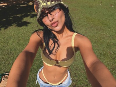 Becky G 3800136646935558394_16754881.jpg