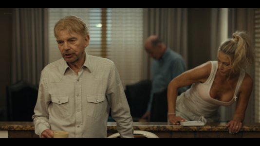 Ali Larter - Landman (2025) s2e5 lendman_1.1.8.jpg