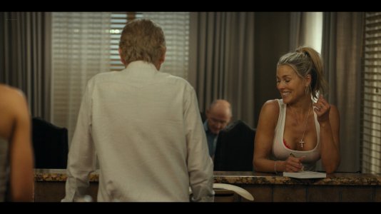 Ali Larter - Landman (2025) s2e5 lendman_1.1.10.jpg