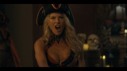 Ali Larter - Landman (2025) s2e5 lendman_1.1.12.jpg
