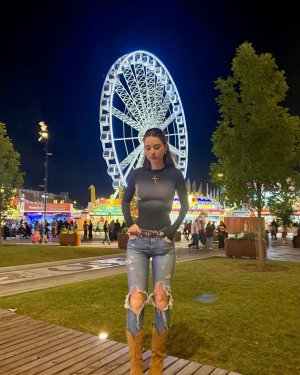 giuliahere_1752419429_3675883056981743542_408448905 copy.jpg