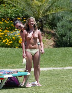 Brooke Kinsella Nude - TheFappeningBlog.com 8.jpg