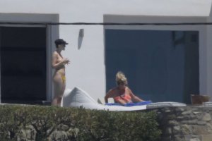 Perrie Edwards Topless - TheFappeningBlog.com 50.jpg