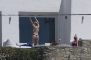 Perrie Edwards Topless - TheFappeningBlog.com 56.jpg