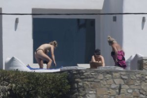 Perrie Edwards Topless - TheFappeningBlog.com 58.jpg