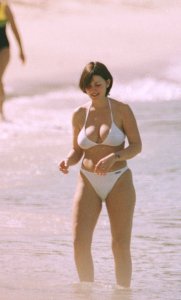 Davina_McCall_-_Bikini_Barbados_13th_Jan_2002__5_.jpeg