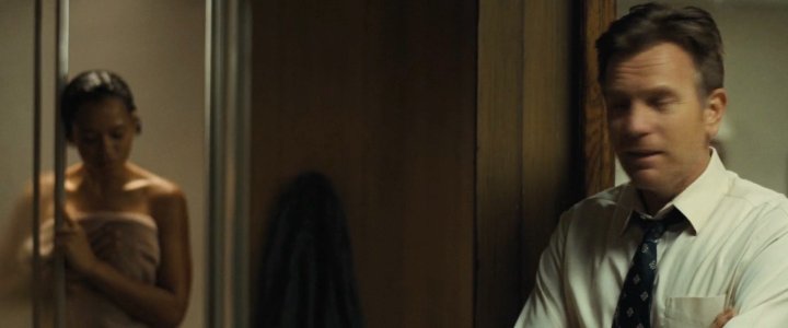 Taylor Russell - Mother, Couch (2023) ATw9xJft_o.jpg