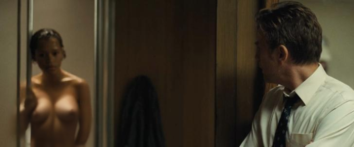 Taylor Russell - Mother, Couch (2023) DHIaE0aV_o fake.png