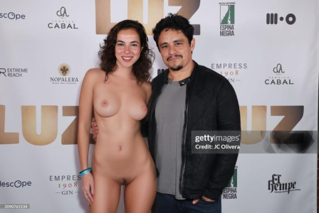 gettyimages-2090761534-2048x2048 fake.png