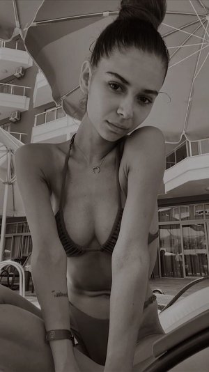 Sweet Kayley (12).jpg