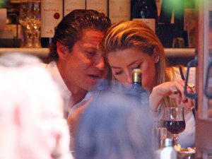 Amber Heard Braless - TheFappeningBlog.com 15.jpg