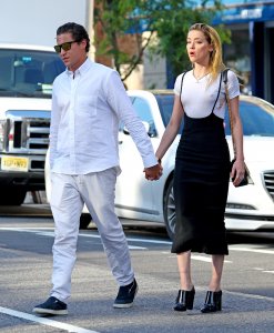 Amber Heard Braless - TheFappeningBlog.com 13.jpg