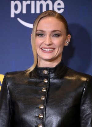 Sophie Turner - at the Steal BAFTA screening in London - January 12, 684472132_g-flf1eaqaa2vii.jpg