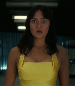 Ella Purnell (24).jpg