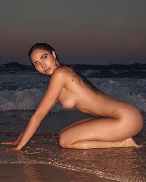 jessica-green-1854485 fake.png