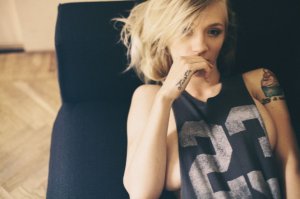 Natasha-Legeyda-Topless-8.jpg Natasha-Legeyda-Topless-8.jpg