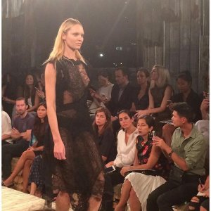 Candice-Swanepoel-Nipple-Slip-6.jpg Candice-Swanepoel-Nipple-Slip-6.jpg