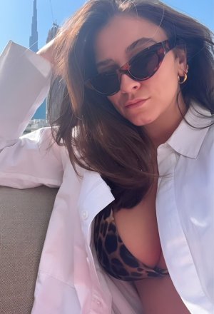 1000113812.jpg 1000113812.jpg