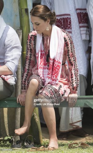 Catherine-Princess-of-Wales-Feet-8712090.jpg