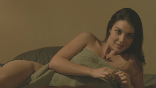 Adelaide.Kane_-_Goats.2012.1080p.Blu-ray.NCS.0010.jpg