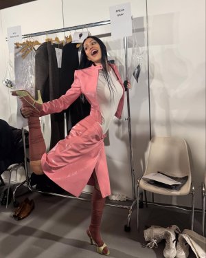 bazaarfrance_3825910353737855301's2026-2-9-10.45.815 story.jpg