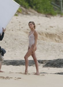 Hailey Baldwin Sexy - TheFappeningBlog.com 2.jpg