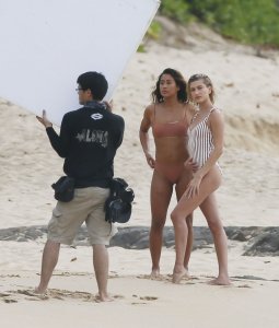 Hailey Baldwin Sexy - TheFappeningBlog.com 5.jpg