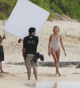 Hailey Baldwin Sexy - TheFappeningBlog.com 10.jpg