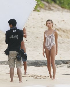 Hailey Baldwin Sexy - TheFappeningBlog.com 15.jpg