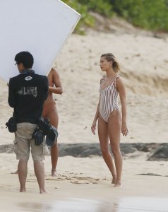 Hailey Baldwin Sexy - TheFappeningBlog.com 17.jpg