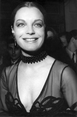 Romy Schneider 5ca43a5f2ae8b67480f8cc9baa2da0e4 7.jpg