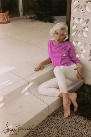 toes on the steps 1.jpg