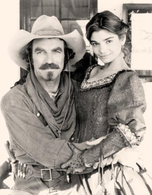 Laura San Giacomo Quigley Down Under.jpg