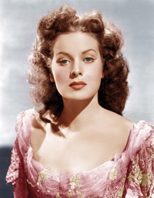 Maureen Ohara 1940s.jpg
