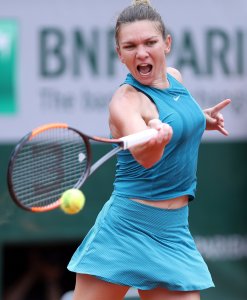 Simona Halep - TheFappeningBlog.com 3.jpg