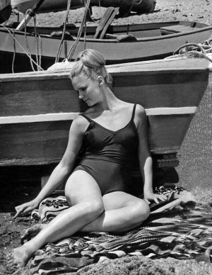 Lee Remick -wiki 1504142.jpg